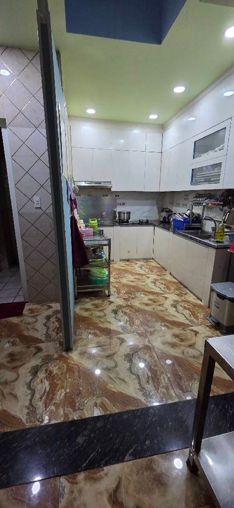 Nhà mặt tiền Tên Lửa Bình Tân 106m² giá 16 tỷ - Vị trí đắc địa