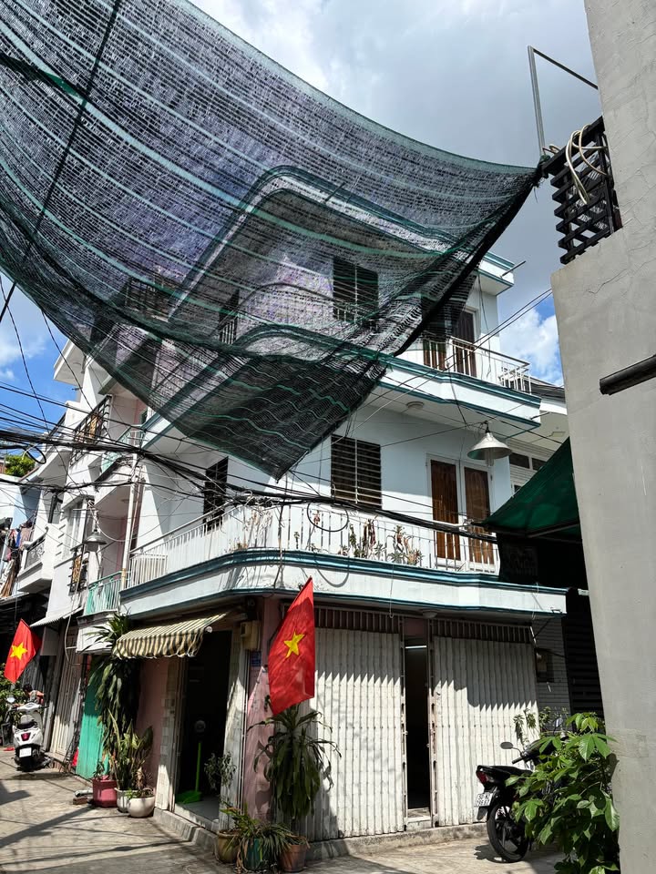 Nhà Hẻm Chiến Lược Bình Tân 16m² - Góc Kinh Doanh Giá 5 Triệu