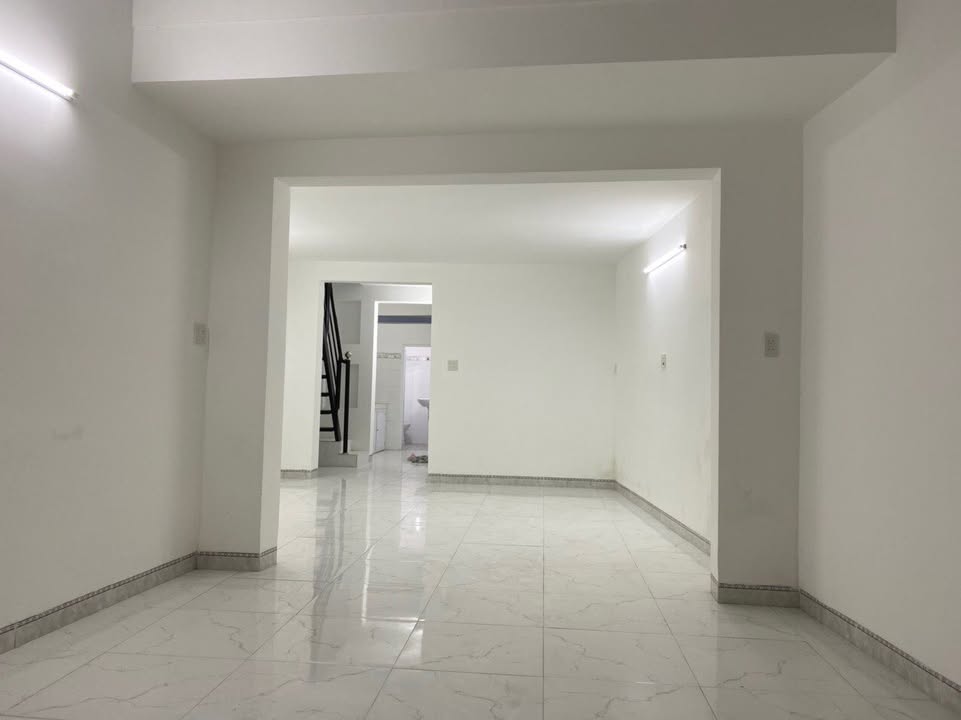 Nhà mặt tiền Trần Quang Khải Tuy Hòa 48m² giá 3 triệu/tháng - Mặt tiền kinh doanh!