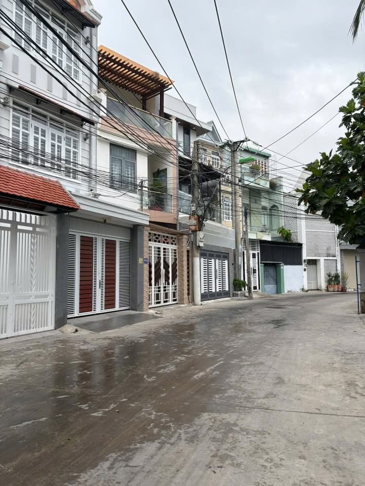 Nhà riêng Đường Ngô Đến Nha Trang 207.1m² - Sổ hồng sẵn, ô tô vào tận nhà!