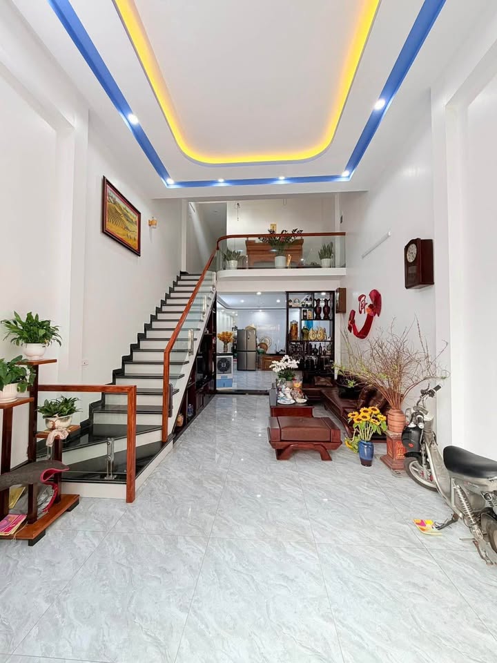 Nhà Trần Bình Trọng Lào Cai 90m² - Sẵn sàng ở ngay!