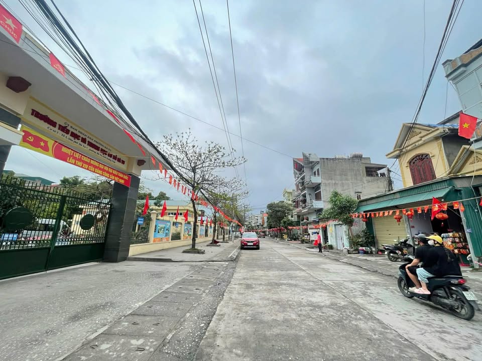 Nhà phố Hà Tu, Hạ Long 47m² giá 2.65 tỷ - Đầu tư sinh lời ngay!