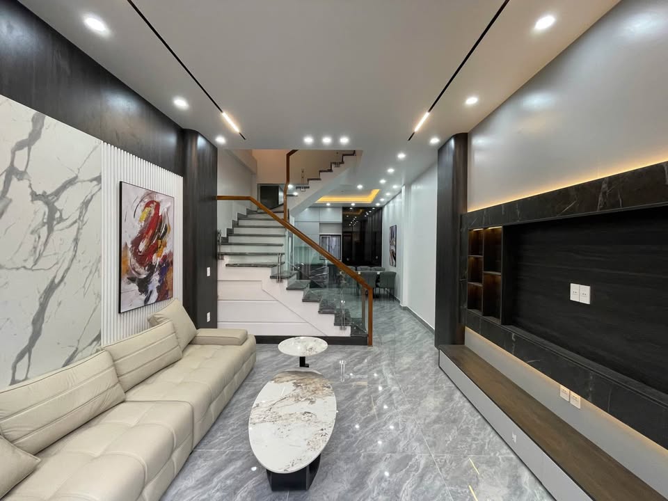 Nhà phố Hồ Sen, Lê Chân 46m² - Ô tô vào tận nhà!