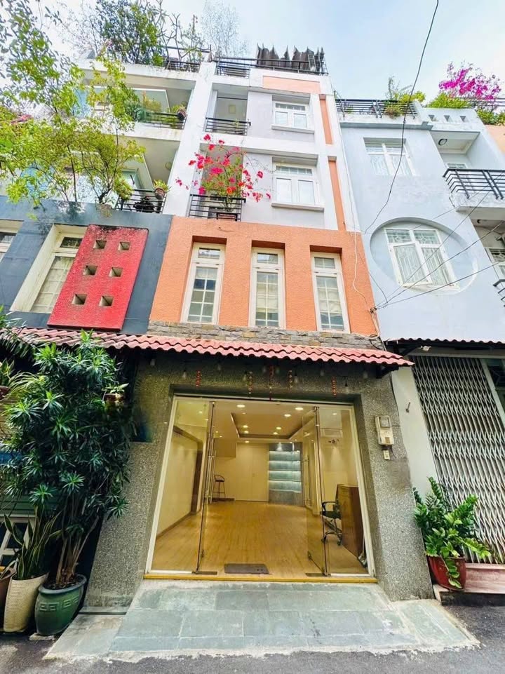 Cho thuê nhà hẻm xe tải Bùi Đình Túy, Bình Thạnh - 52m², 3PN, Full nội thất