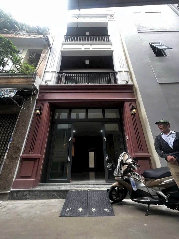 Nhà Nguyên Căn Phạm Văn Hai, Tân Bình 50m² - Sẵn sàng ở ngay!