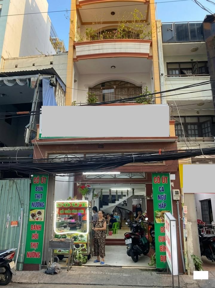 Nhà phố Nguyễn Trọng Tuyển 81m² giá 35 triệu - Mặt tiền kinh doanh đắc địa!