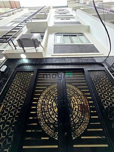 Tòa Căn Hộ Dịch Vụ Cầu Giấy Nhỉnh 17 Tỷ - Dòng Tiền Ổn Định!