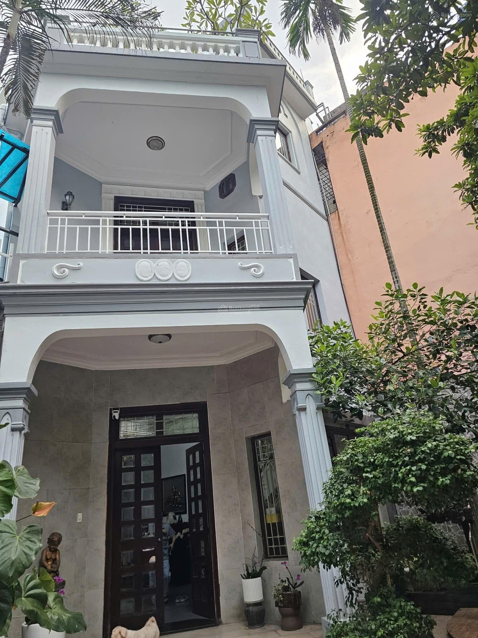 Nhà 70m² Ba Đình - Sân Vườn 4 Tầng - 10m ra Ô Tô Tránh