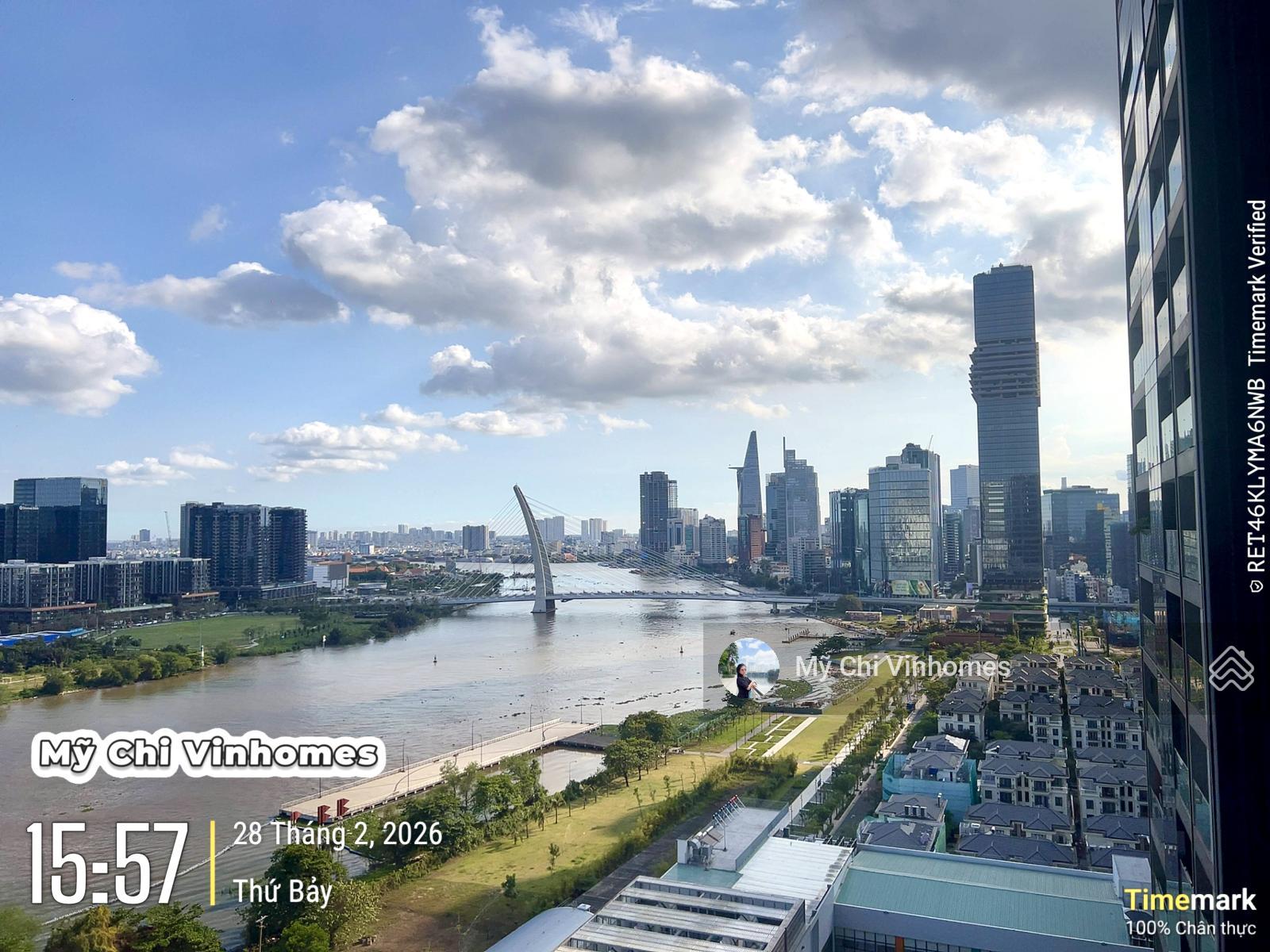 Cho thuê căn hộ 76m² Vinhomes Golden River, view sông Sài Gòn - 28 triệu