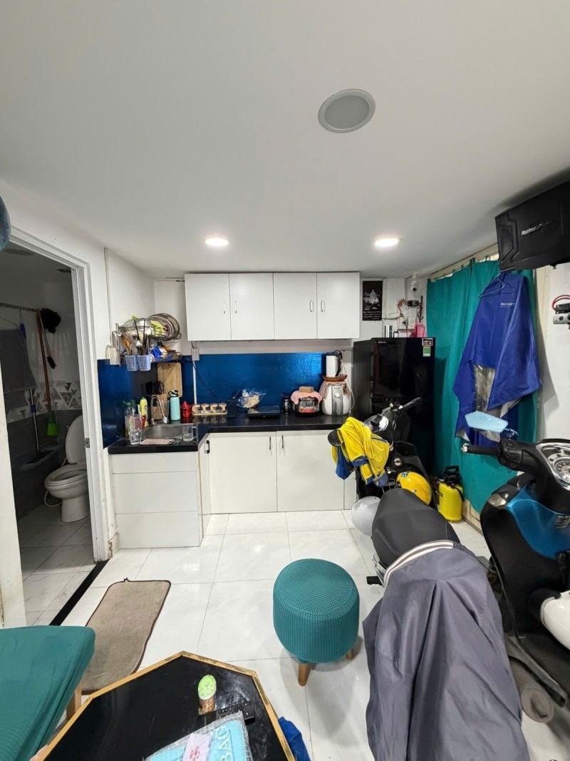 Nhà Lô Góc 21m² 3 Tầng, Hẻm Xe Tải - Bình Tân, Giá 2.75 Tỷ