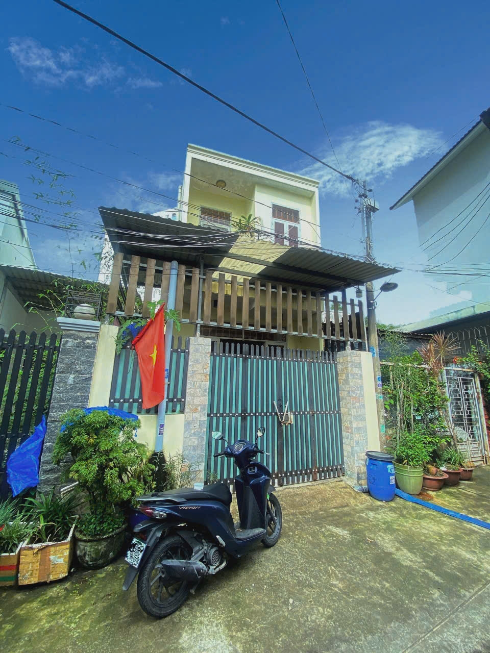 Nhà 2 Tầng Linh Tây Thủ Đức 71.1m² - Ô tô vào tận nhà!