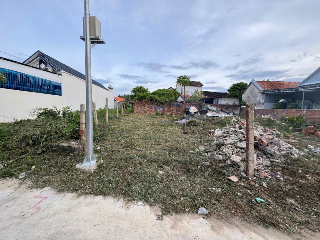 Đất nền Tân Định, Ninh Hòa 98.6m² - Sổ đỏ chính chủ, 739 triệu!