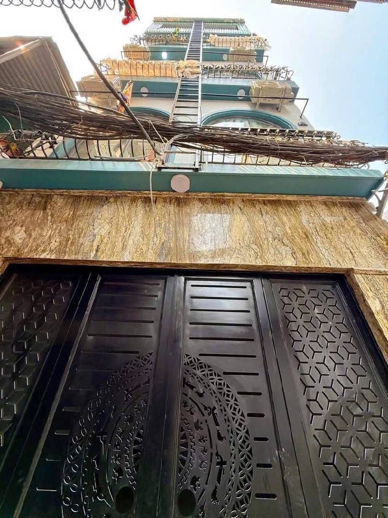 Tòa CHDV Nguyễn Trãi 92m² - Dòng tiền 95tr/tháng - Cạnh Royal City