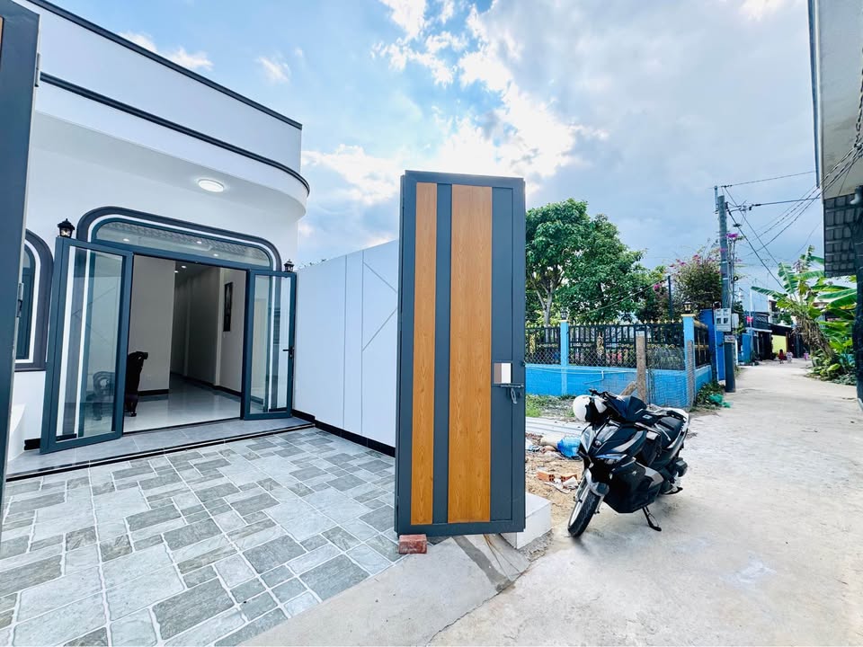 Nhà Phường Đạo Thạnh Mỹ Tho 88m² giá 1.28 tỷ - Sổ Hồng Sẵn!