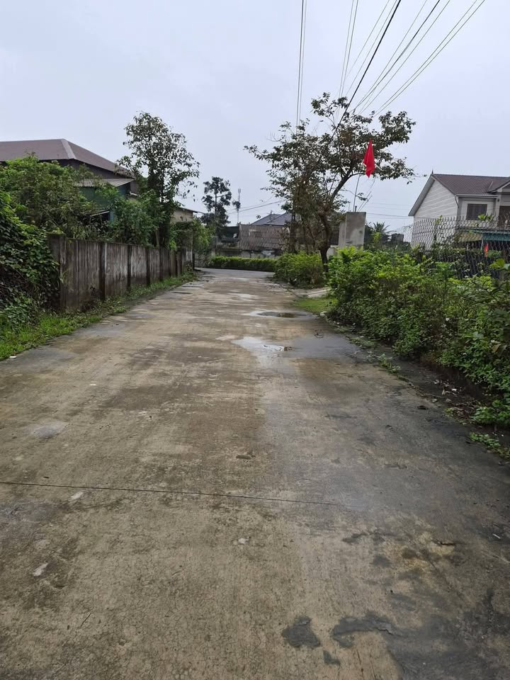 Nhà 104m² Thạch Đài, Hà Tĩnh - Đường 2 Ô Tô Tránh, Giá 1.2 Tỷ