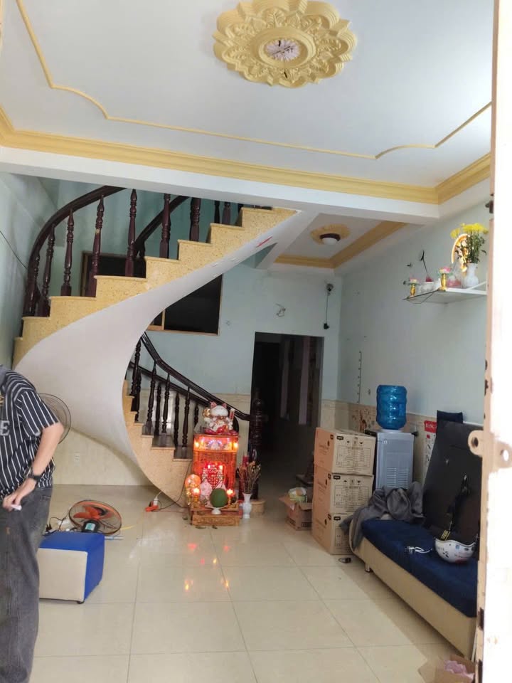 Cho thuê nhà hẻm xe tải Lê Văn Quới, Bình Tân - 2PN, giá 7.5 triệu