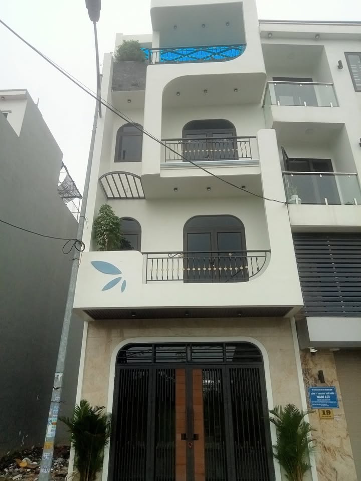 Nhà riêng Mỹ Trung Nam Định 62m² 4.7 tỷ - Ô tô vào tận nhà