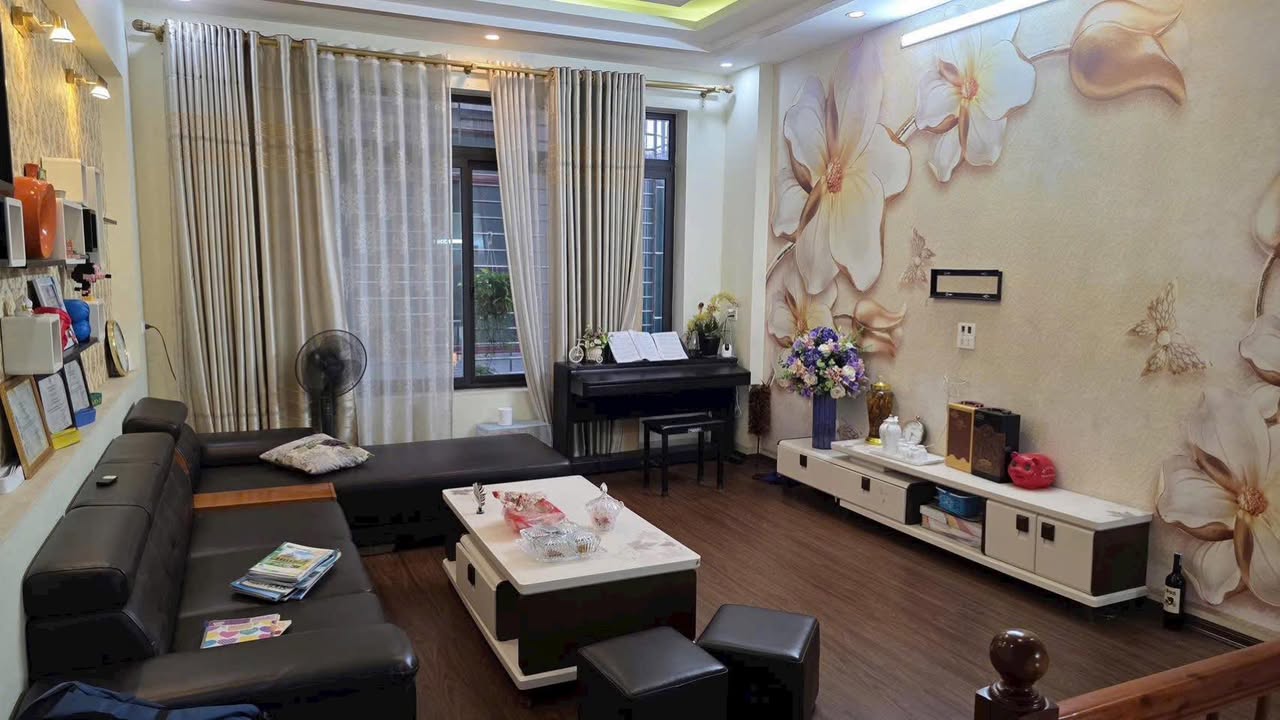 Bán Nhà 3.5 Tầng Khu Dân Cư Số 3, Bắc Giang - 72m² Full Nội Thất