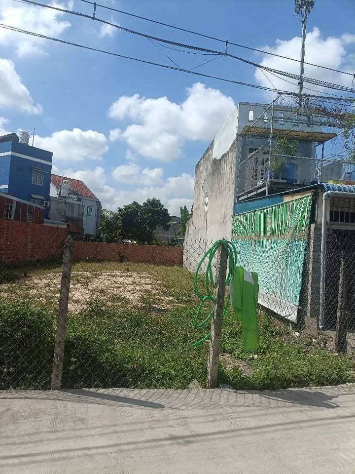 Đất nền 100m² Quận 12 gần Dương Công Khi, Sổ đỏ chính chủ