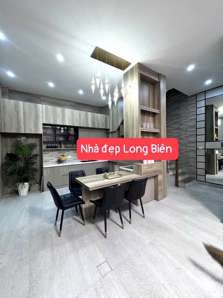 Nhà 54m² Nguyễn Văn Cừ, Long Biên - 6PN, 5T, Ô tô đỗ cửa