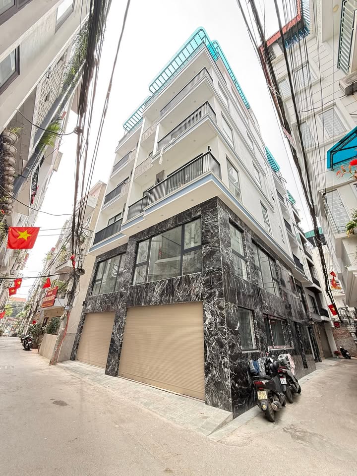 Nhà Mặt Phố Ngọc Thụy, Long Biên - Gara 2 Ô Tô, 7 Tầng Thang Máy, Giá Tốt