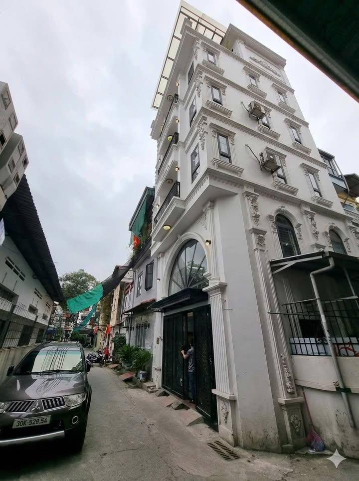 Nhà Lô Góc Nguyễn Văn Linh 50m² 6 Tầng Thang Máy - Ô Tô Tránh