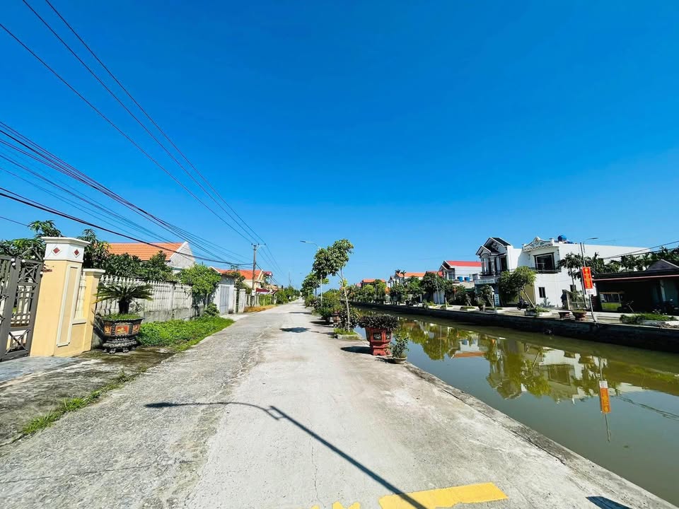 Bán Đất Thổ Cư Kim Trung, Ninh Bình 180m² - Sổ Đỏ Sẵn Sàng