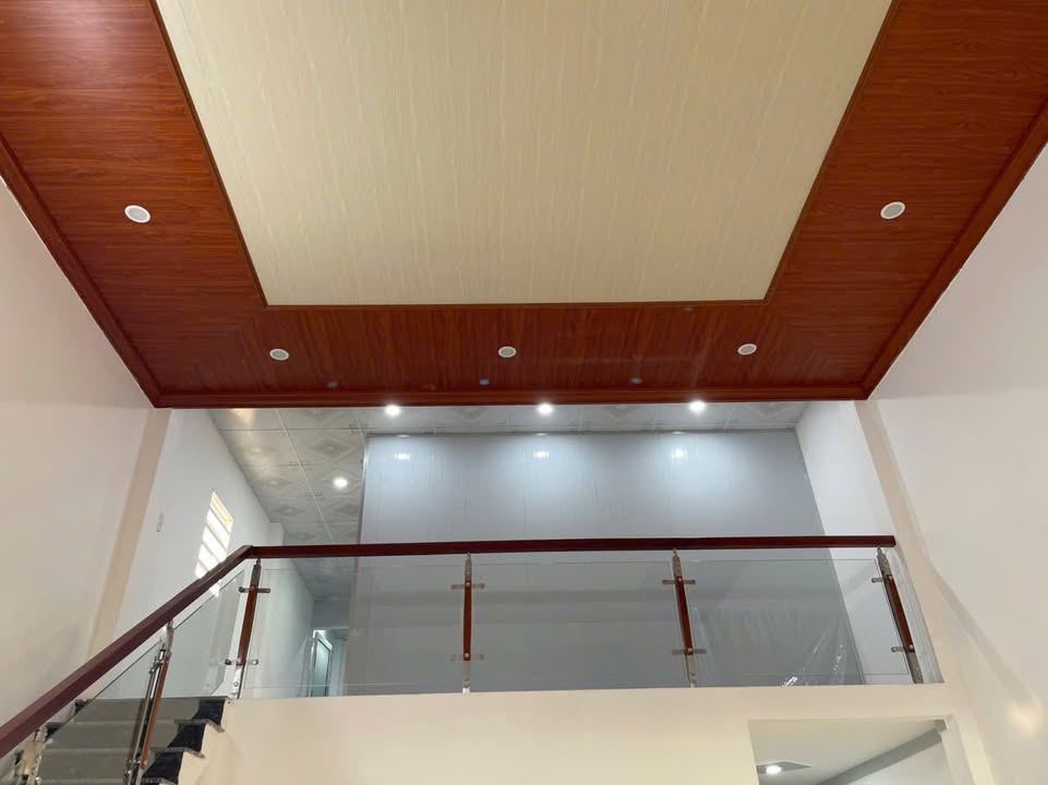 Nhà 90m² Long Phước, Đồng Nai - 3PN, Gác Lửng, Ô tô - Giá 1.3 Tỷ