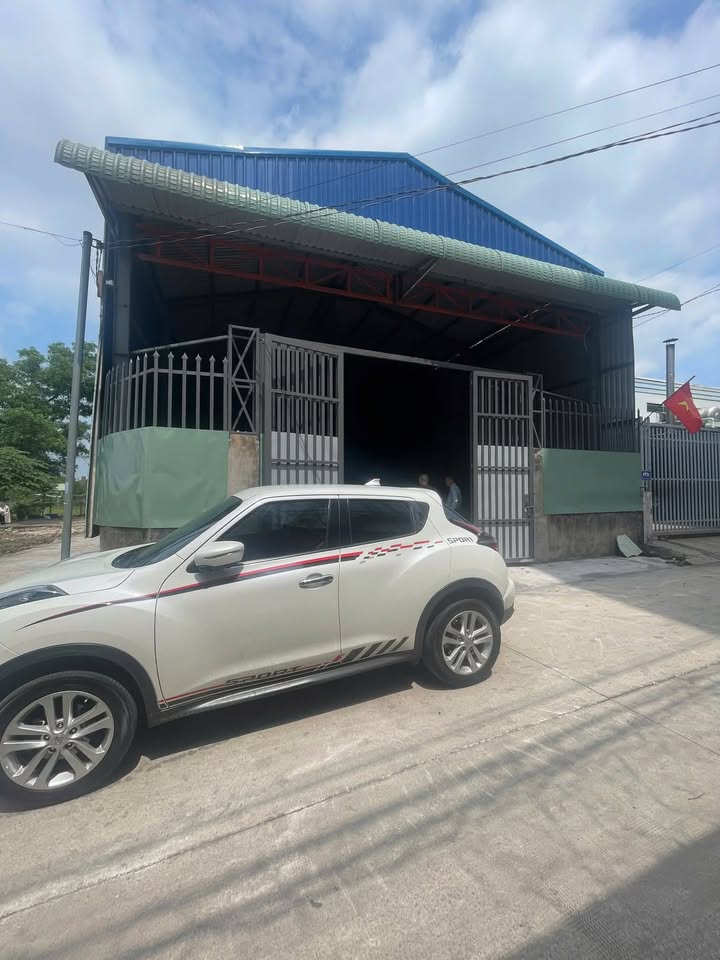 Cho thuê kho xưởng 300m² Hưng Định, Thuận An - Giá 15 triệu/tháng
