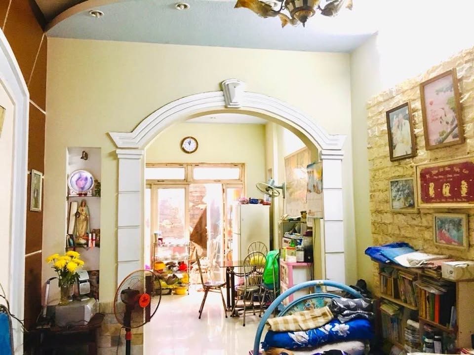 Nhà Mặt Tiền Kinh Doanh Thủ Đức 95m² - Sẵn Sàng Mở Cửa Đón Tài Lộc!