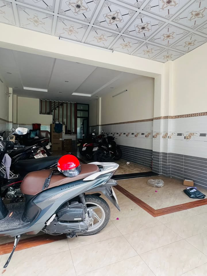 Nhà Mặt Tiền Tam Phú Thủ Đức 90m2 - Dòng Tiền 39 Triệu/Tháng - 8 Tỷ TL