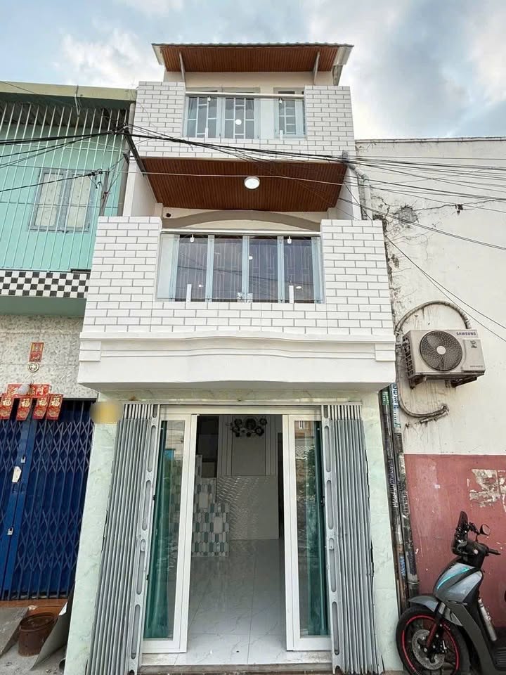 Nhà Tân Hòa Đông Q6 21.5m² giá 2.9 tỷ - Ô tô vào tận nhà!