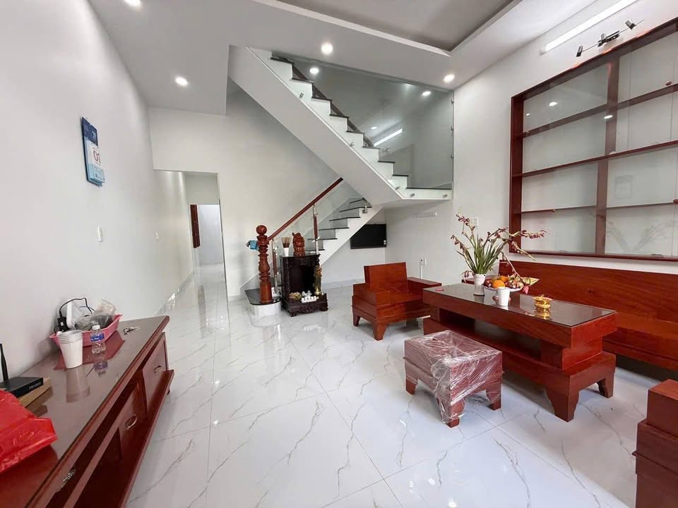 Cho thuê nhà 150m² Chánh Nghĩa, Thủ Dầu Một - 4PN, full nội thất cao cấp