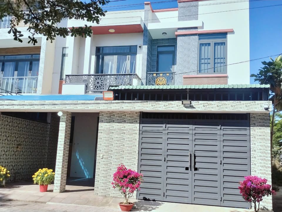 Nhà Nguyên Căn 2 Tầng Lộc An, Long Thành - Sẵn Sàng Dọn Vào Ở Ngay!