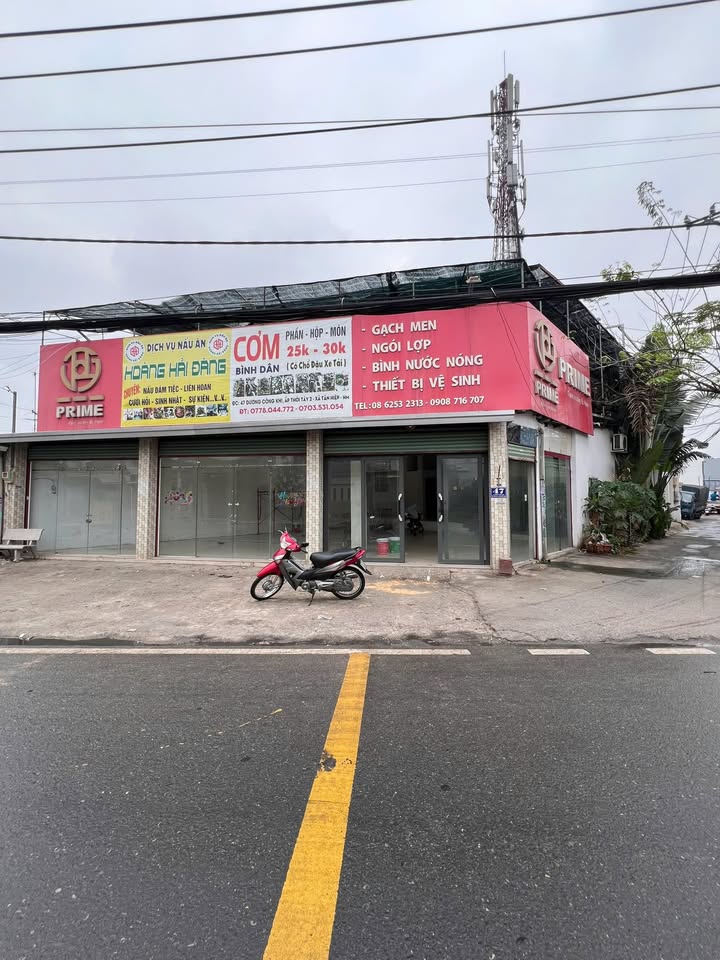 Nhà Mặt tiền Dương Công Khi Hóc Môn 180m² - Mặt tiền kinh doanh đắc địa!