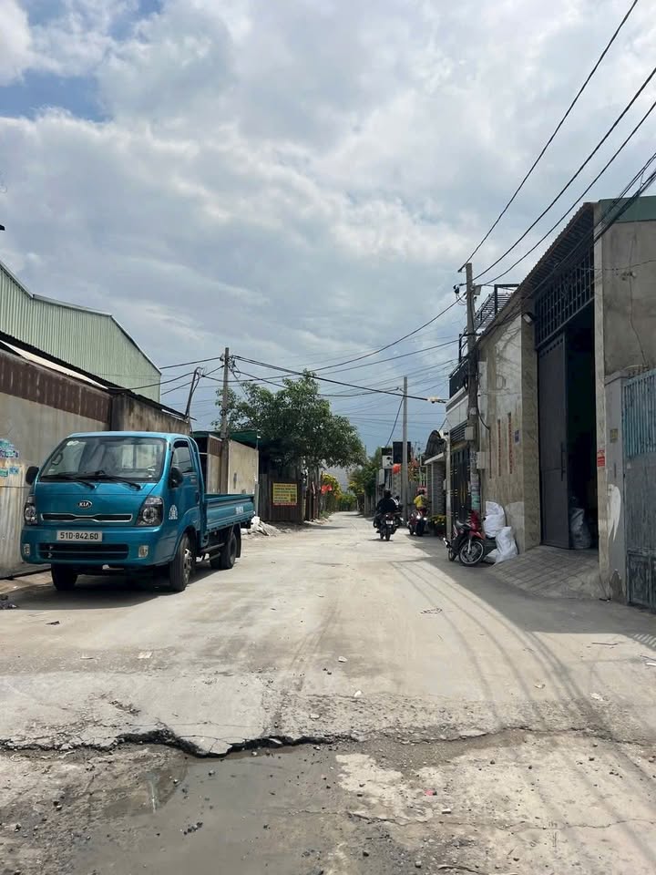 Nhà Bình Tân 72m² giá 4.1 tỷ - Ô tô vào tận nhà!