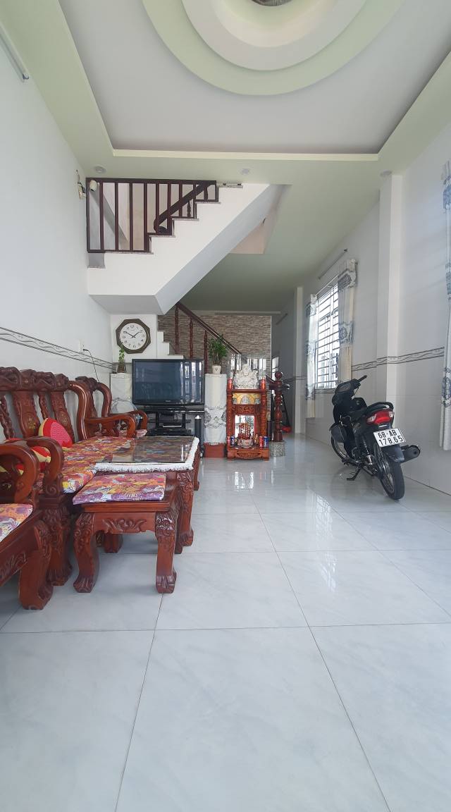 Nhà 2 Mặt Tiền Nguyễn Trường Tộ, Rạch Giá - 62m², 3PN, Giá 2.3 Tỷ