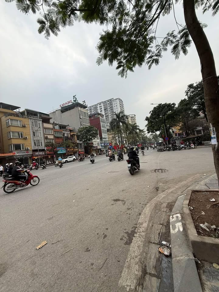 Nhà Mặt Ngõ Kinh Doanh Tân Mai 50m² - 8 Tỷ, 2 Ô Tô Tránh