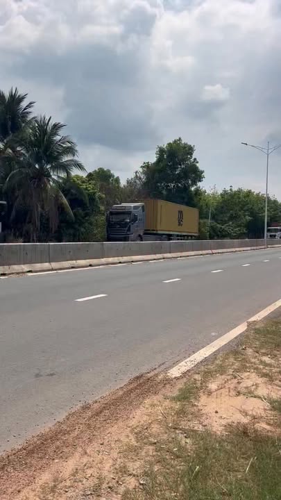 Đất Vườn 1800m² View Núi Ninh Thạnh, Tây Ninh - Sẵn Sàng Xây Dựng