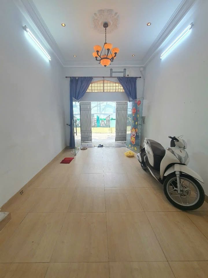 Nhà cho thuê Trần Hưng Đạo 60m2 27 triệu - Sẵn sàng ở ngay