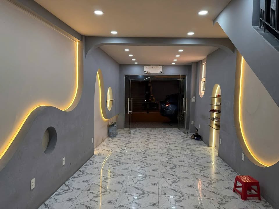 Cho thuê nhà mặt tiền Q8 sát Chợ Rạch Ông, 45m² KD đa ngành