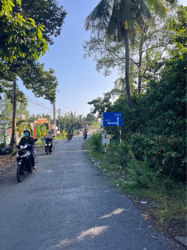 Bán nhà phố 2 mặt tiền Hòa Phú Vĩnh Long 243m² - Vị trí kinh doanh đắc địa