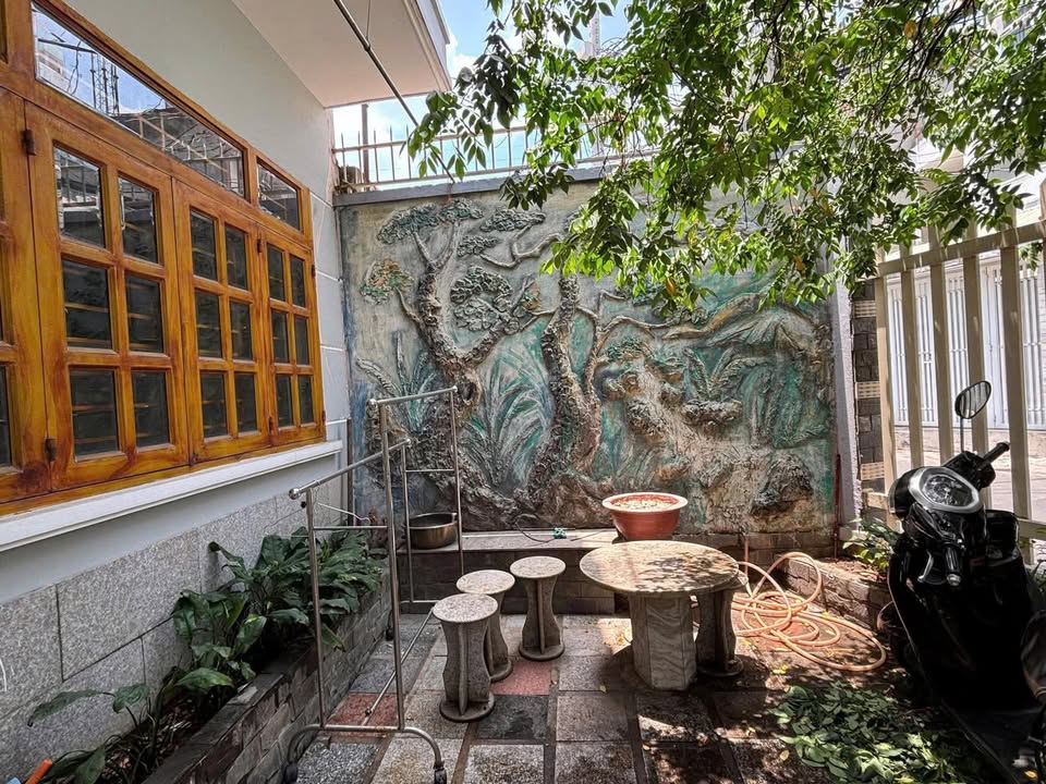 Nhà Nguyên Căn Đường 4, Thủ Đức 76m² - Mặt Tiền Kinh Doanh