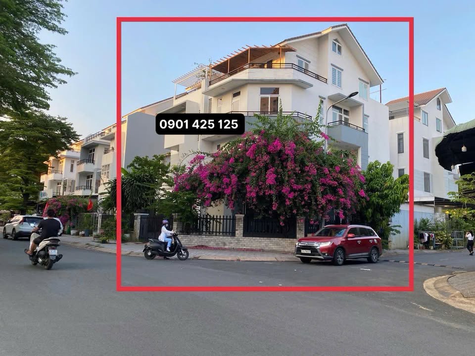 Nhà Phố Góc Thủ Đức 200m² giá 40 triệu - Mặt tiền kinh doanh đắc địa!