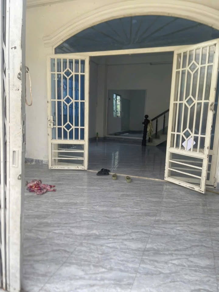 Mặt Tiền Hiệp Thành Quận 12 - 84m² Kinh Doanh Sầm Uất, Giá 8 Triệu/Tháng