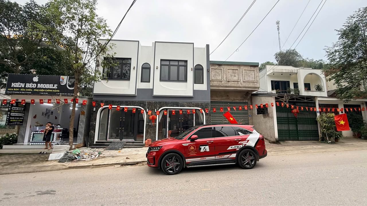 Nhà riêng Nguyễn Quang Bích, Yên Bái dưới 3 tỷ - Full nội thất, ở ngay!