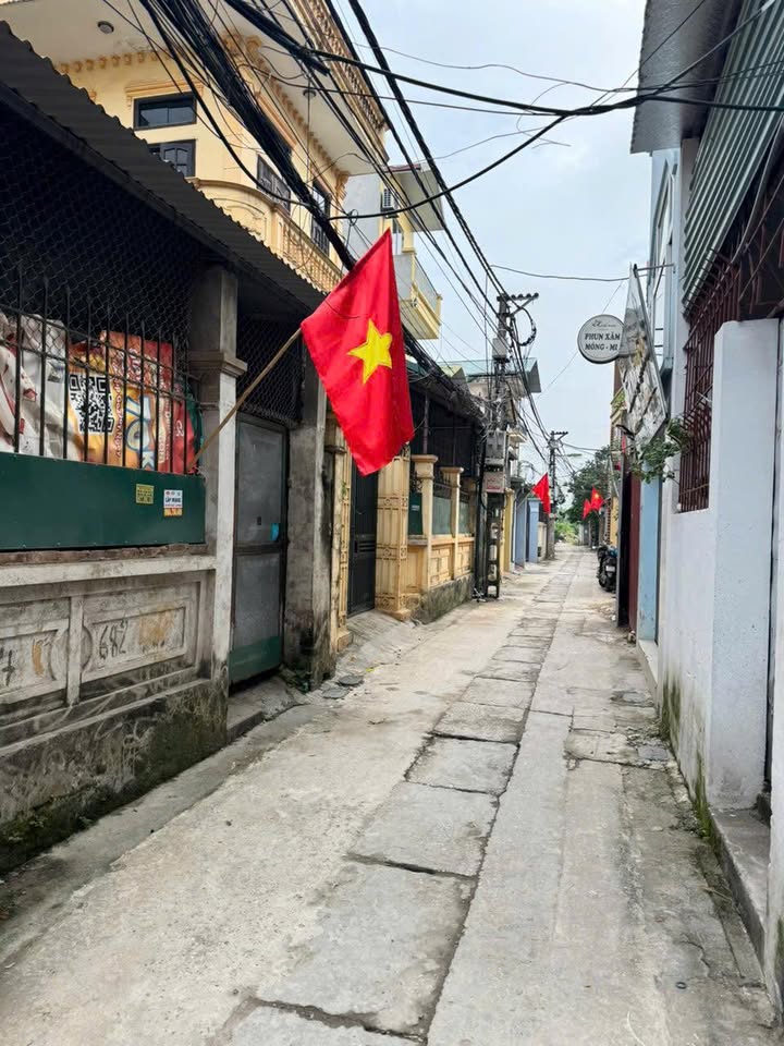 Nhà Mặt Ngõ Kinh Doanh 58m² Tự Khoát, Thanh Trì - Ô Tô Vào Tận Nhà