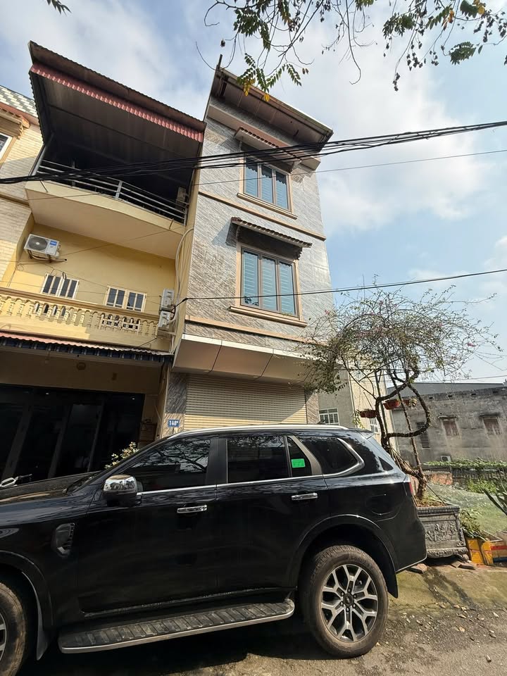 Cho thuê nhà phố Hàm Nghi Việt Trì 3 tầng - Vị trí đắc địa!