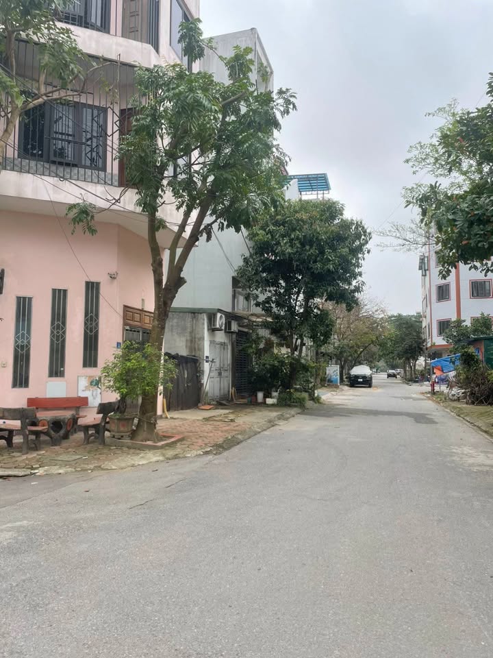 Đất nền Trâu Quỳ Gia Lâm 40m² - Sổ đỏ chính chủ, sang tên ngay!