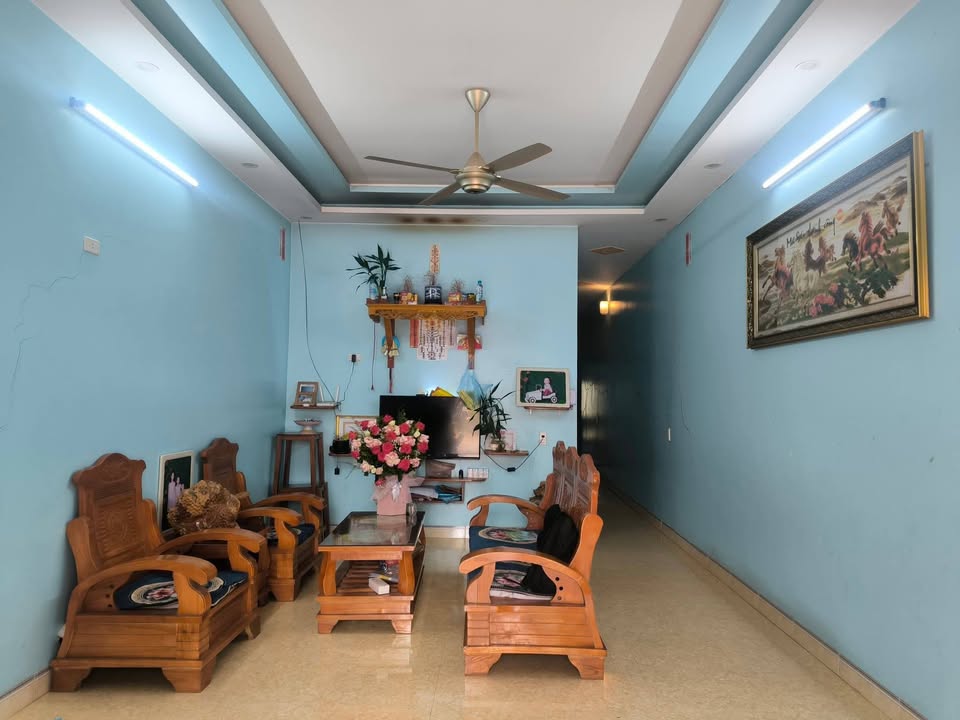 Nhà 100m² Trung Tâm Minh Khai, Hà Giang - Giá 1 Tỷ XX